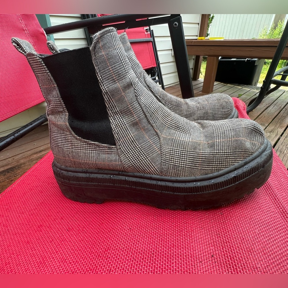 ASOS Chelsea boots